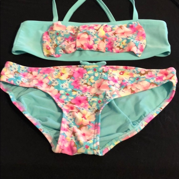 Malibu Design Group Swimsuit - Picture 4 of 7